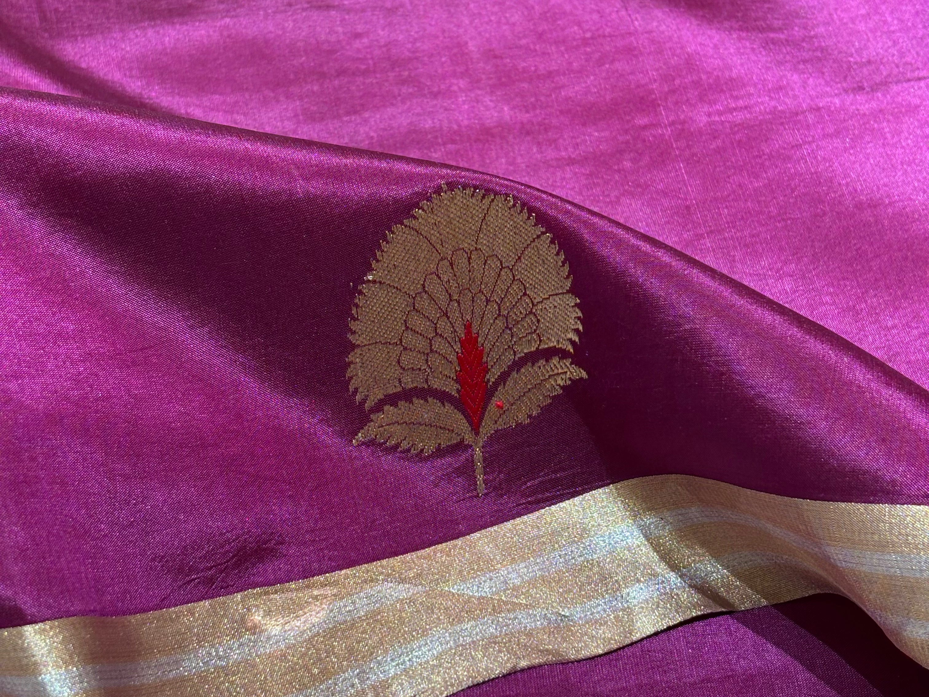 The Violet-Grain Verse