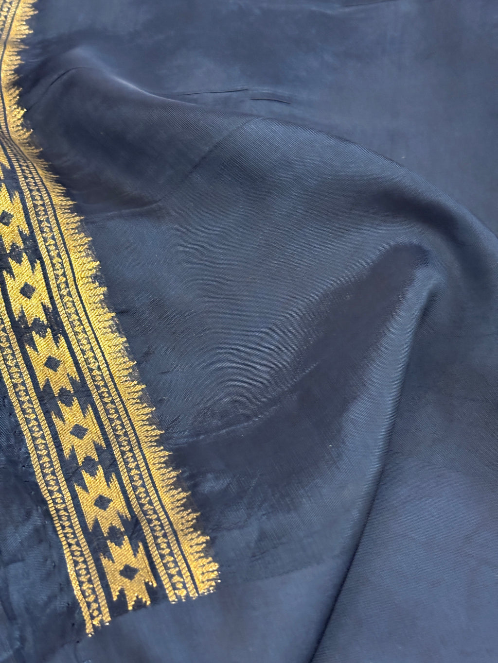 Crimson Red Pure Katan Silk Jamdani Saree with Royal Blue Zari Scallop Border