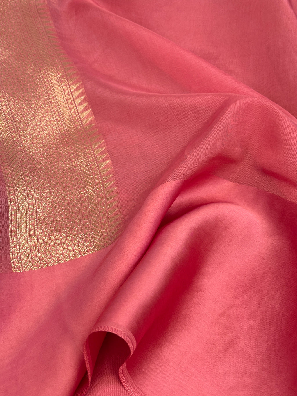 Deep Eggplant Purple Katan Silk Saree with Jamdani Floral Border & Rani Pink Zari Pallu