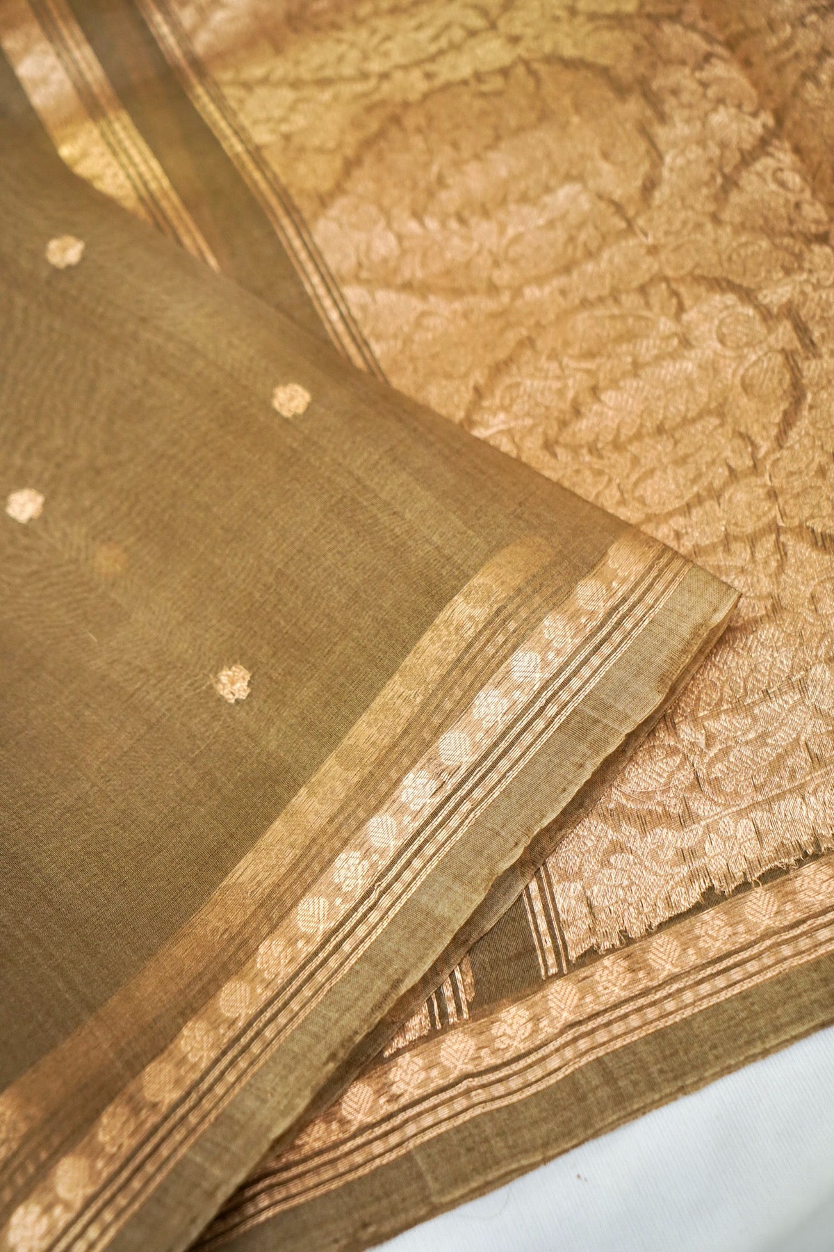 Chiku Organza