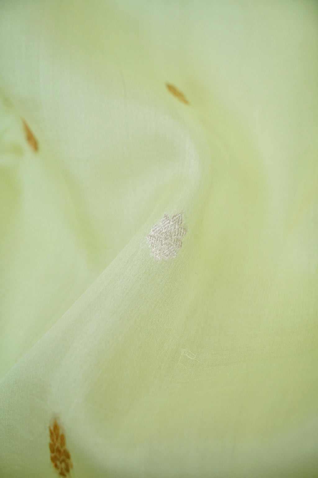 Pistachio Glaze Organza