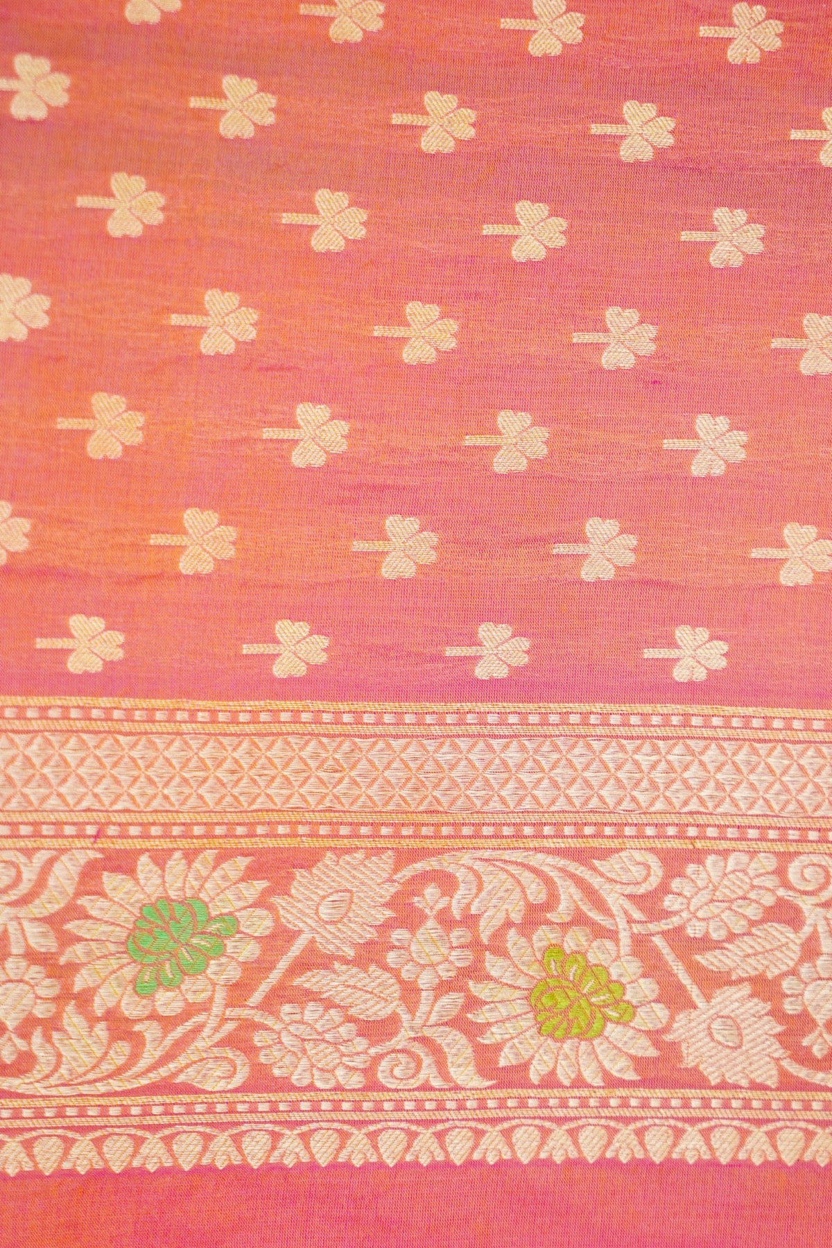 Saffron (Keshariya) Kataan