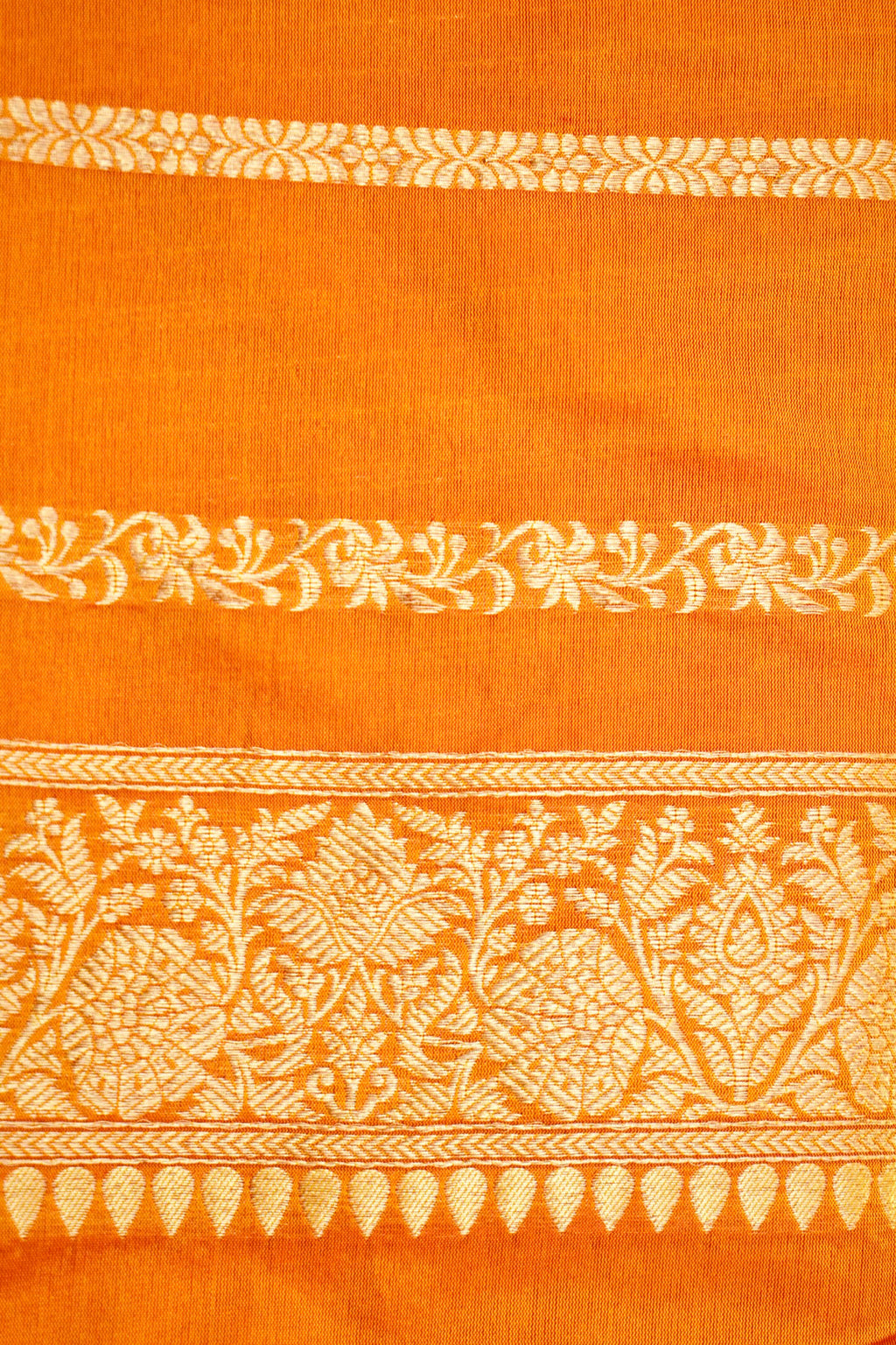 Saffron (Keshariya) Kataan
