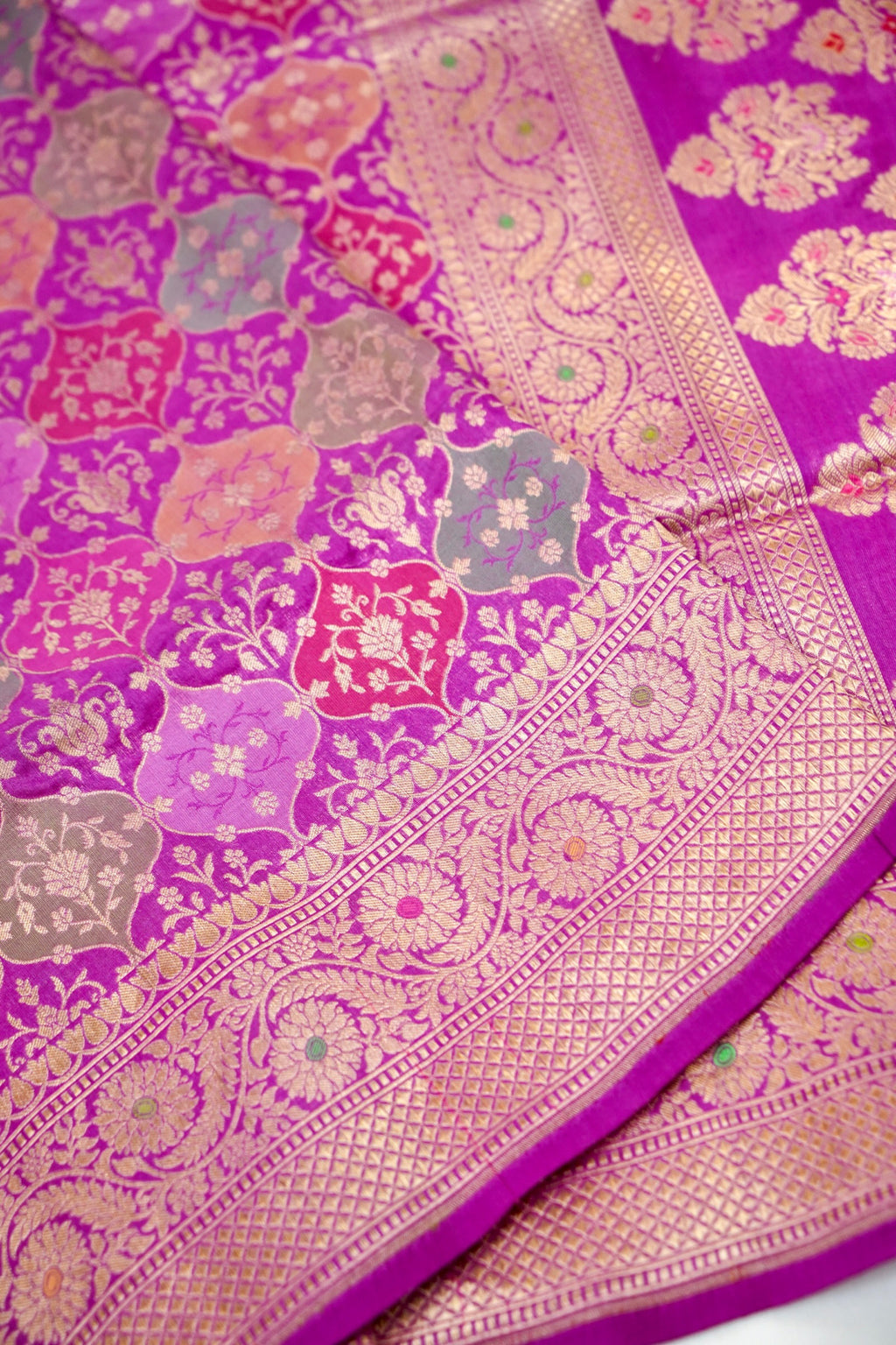 Imperial Violet Pattu