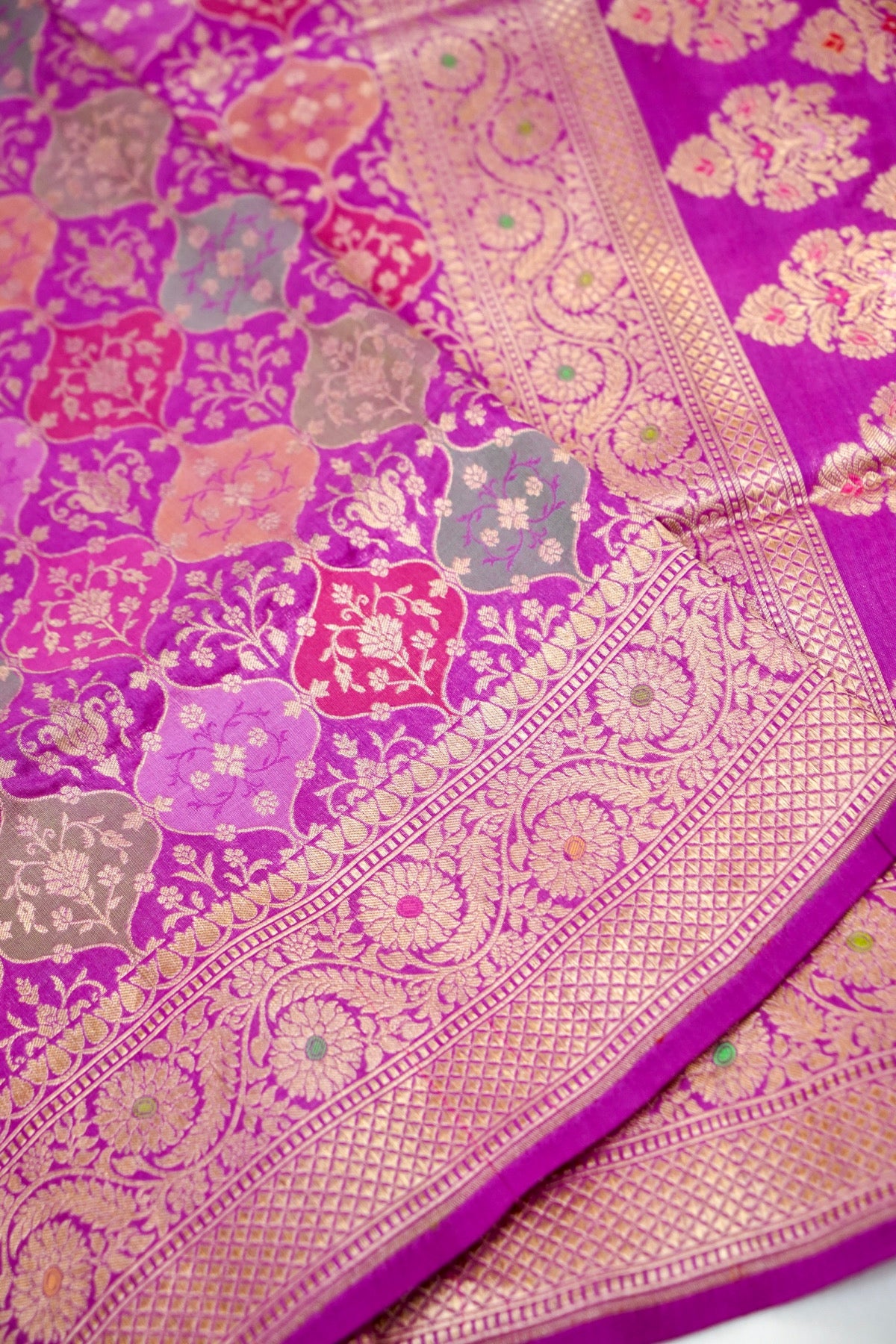 Imperial Violet Pattu
