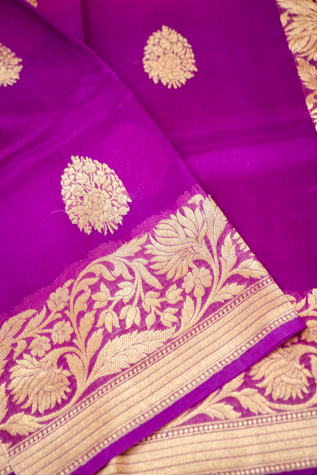 FUCHSIA PINK
