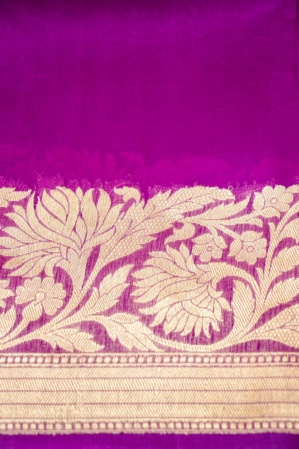 FUCHSIA PINK