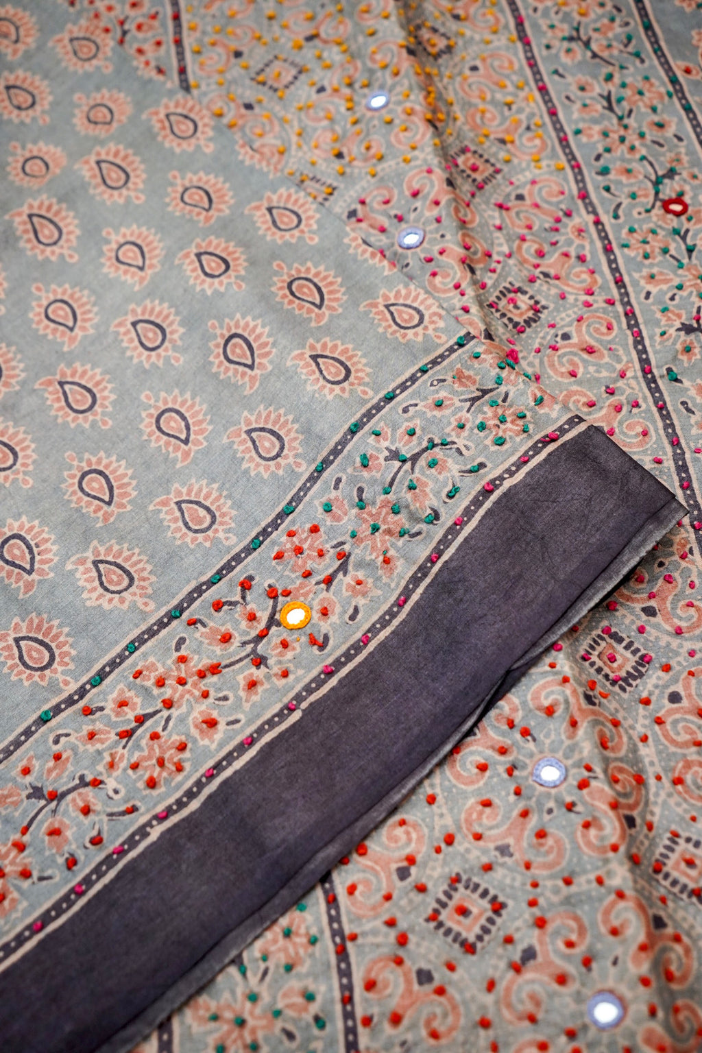Platinum Slate Kalamkari
