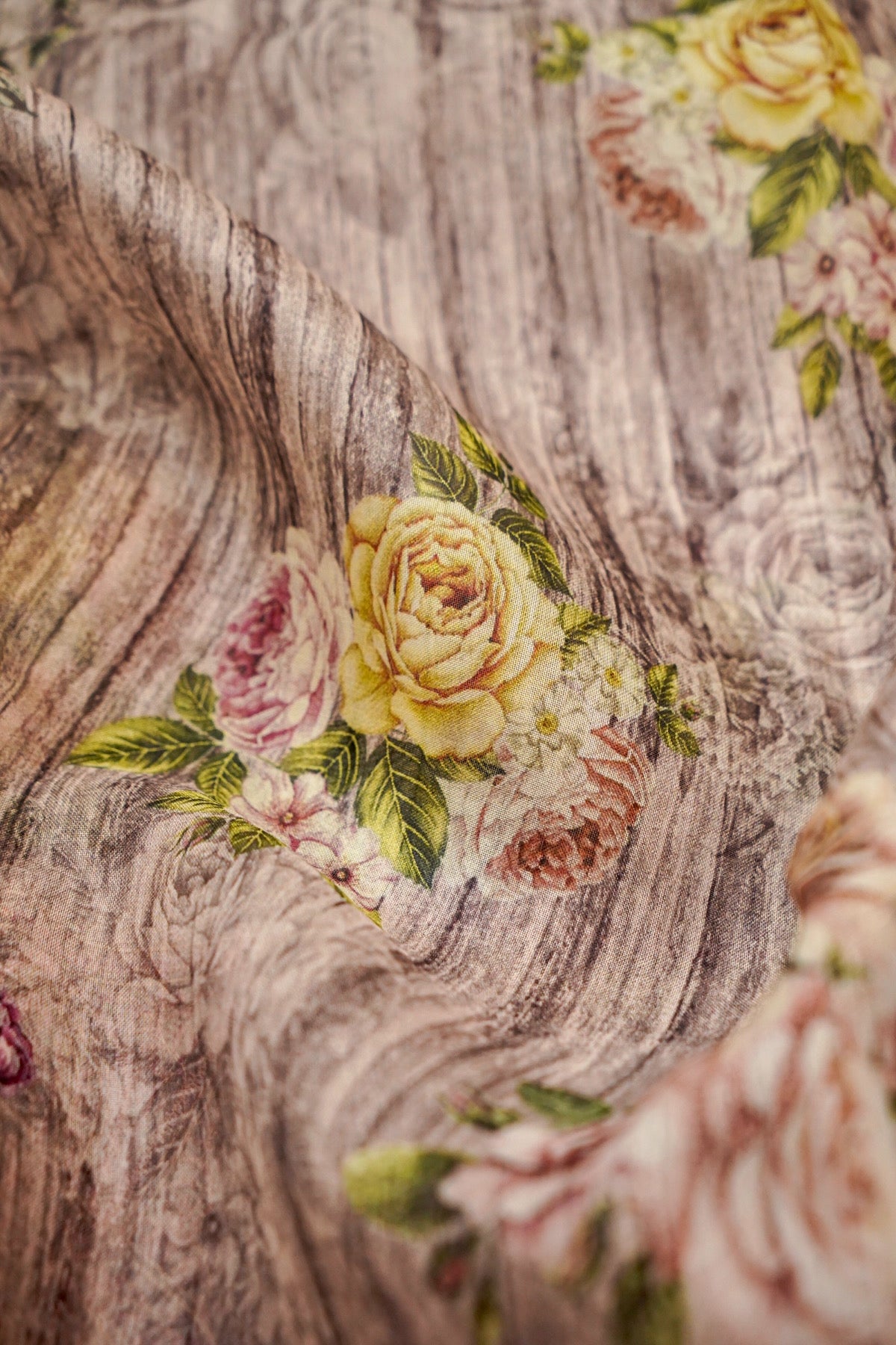 Rose-Noir Glaze Organza