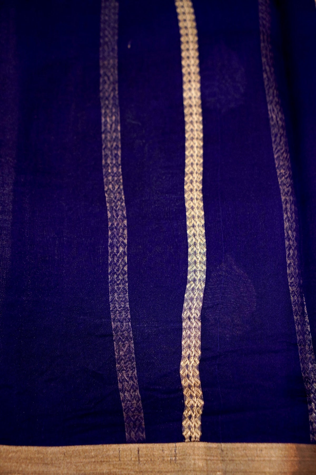 Dual Tone Tissue